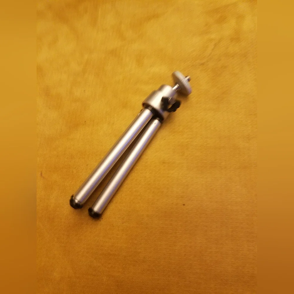 Camera tripod